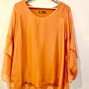 M made in Italy orange blouse